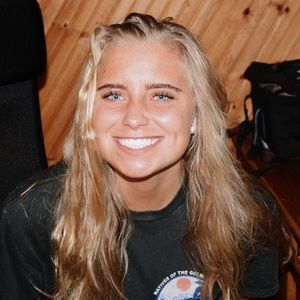 Meet your Posher, Zoe